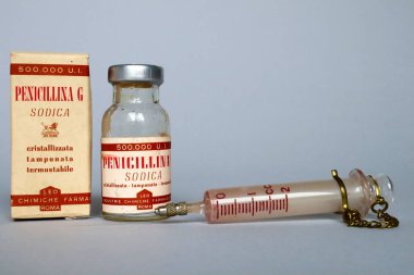 Roma, İtalya 12 Kasım 2021: 1957 PENICILLIN G Yapımcısı LEO Pharmaceutical Chemical Industries - Roma