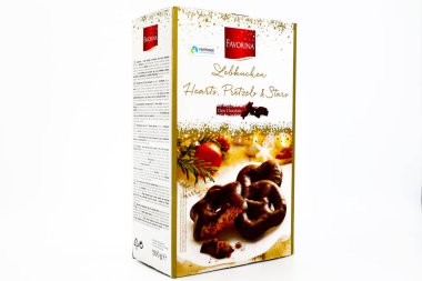 Pescara, İtalya 15 Şubat 2021: Favorina Lebkuchen LIDL Süpermarket zinciri tarafından satılan Alman bisküvileri, Kalpler, Pretzeller ve Yıldızlar