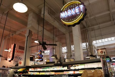 Los Angeles, California - 13 Mayıs 2019: Los Angeles şehir merkezinde yer alan GRAND CENTRAL MARKET 'in içerisi