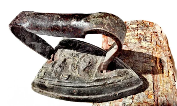 Оригінальний Антикварний Iron Ізольований Білому Тлі — стокове фото