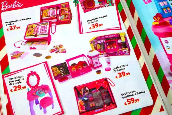 バービーおもちゃカタログクリスマスの販売 — ストック写真