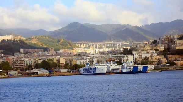 Messina Sicilia Italia Vista Del Puerto Entrada Messina Con Ferry — Foto de Stock