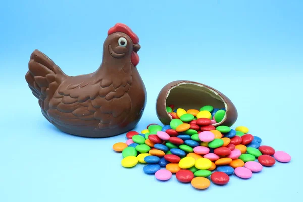 Composição Frango Chocolate Páscoa — Fotografia de Stock
