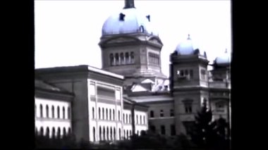 Bern 1960 Bundeshaus, İsviçre Federal Sarayı - 1960 'ların klasik videosu 8mm