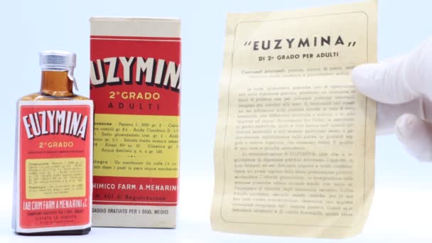 Pescara Talya Nisan 2019 Gastrit Tedavisinde Kullanılan Vintage Ilaç Euzymina — Stok video