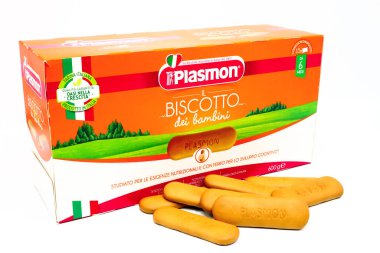 Pescara, İtalya 15 Şubat 2021: PLASMON Bebek Bisküvileri. Plasmon, Kraft Heinz Co. Group tarafından üretilen İtalyan markasıdır.