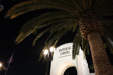 Universal City Los Angeles, California - 8 Mayıs 2019: UNIVERSAL Stüdyoları Gece Hollywood