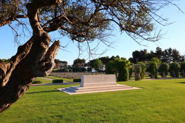 Moro Nehri Kanada Savaş Mezarlığı, San Donato-Moro, İtalya