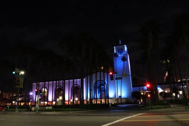 Los Angeles, Kaliforniya - 16 Mayıs 2019: Geceleyin Los Angeles Birlik İstasyonu