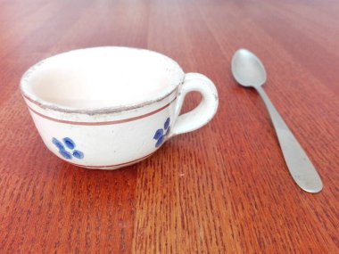 Nikel gümüş kahve kaşıklı orijinal Antika Kahve fincanı.