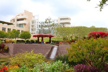 Los Angeles, Kaliforniya - 10 Mayıs 2019: Los Angeles 'taki Getty Center Müzesi' nin Bahçesi