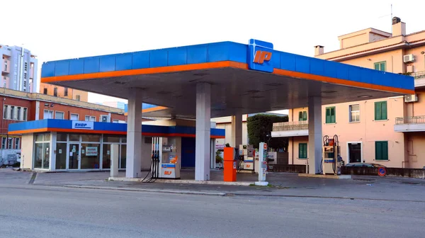 Pescara Italy March 2022 Gas Station Italian Brand Gruppo Api — Stock Photo, Image