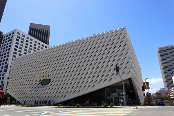 ロサンゼルス カリフォルニア州 2019年5月18日 ロサンゼルスのダウンタウンのグランド アベニューにあるブロード現代美術館 — ストック写真
