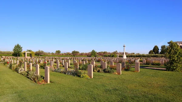 Cmentarz Wojenny Nad Rzeką Sangro Znajduje Się Contrada Sentinelle Gminie — Zdjęcie stockowe