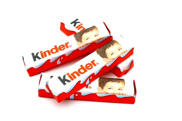 Pescara Itálie Srpna 2019 Kinder Chocolate Bars Kinder Značka Výrobků — Stock fotografie