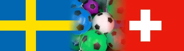 Svezia Svizzera Bandiere Con Palloni Calcio Colorati Sfondo Bianco — Foto Stock
