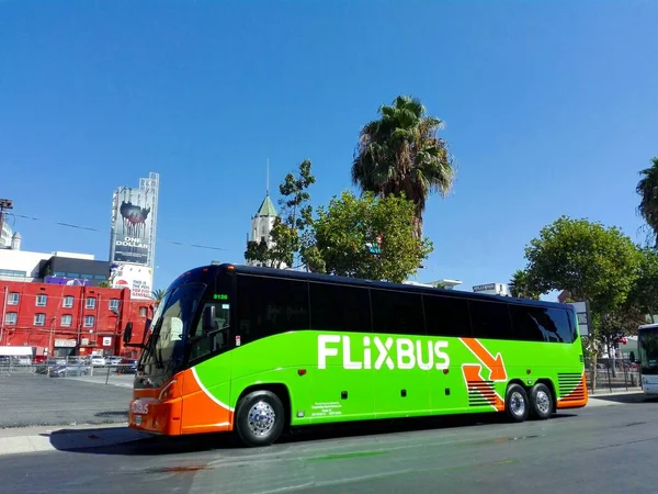 Hollywood Los Ángeles California Septiembre 2018 Autobús Interurbano Flixbus Hollywood —  Fotos de Stock