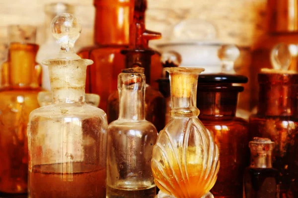 Антикварная Аптека Старинные Лекарства Бутылки — стоковое фото