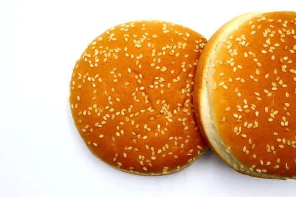Bułki Hamburgerowe Sezamem Izolowane Białym Tle — Zdjęcie stockowe