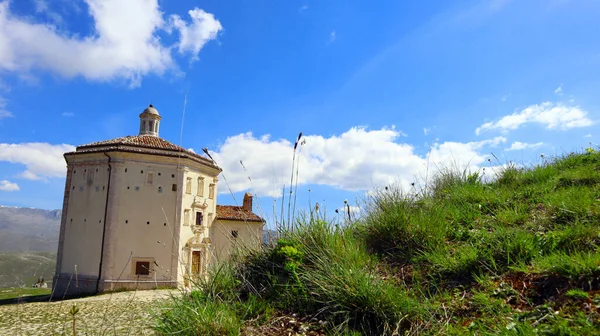 Санта Мария Делла Пальма Возле Замка Рокка Каласка Абруццо Италия — стоковое фото