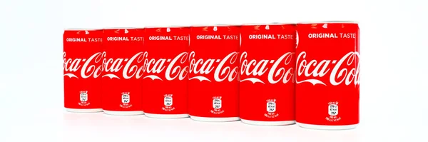 Pescara Italia Gennaio 2020 Coca Cola Original Taste Cans Coca — Foto Stock