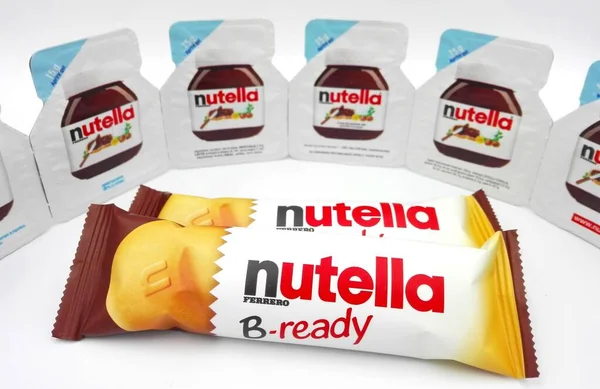 Pescara Włochy Lutego 2019 Nutella Ready Snack Wafel Wypełniony Włoską — Zdjęcie stockowe