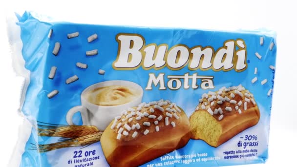 2019年8月29日 意大利佩斯卡拉 泡沫海绵蛋糕 Buond Sponge Cake Buond是意大利莫塔公司生产的一种产品 — 图库视频影像