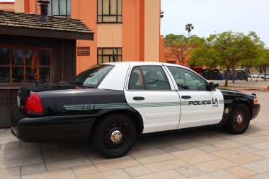 Los Angeles, Kaliforniya - 18 Mayıs 2019: San Pedro, Los Angeles Limanı 'nda polis arabası
