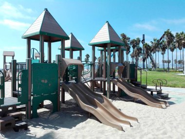 VENICE, Los Angeles, California - 6 Eylül 2018: Venice Beach Park Slide