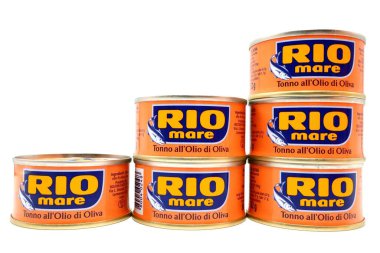 Pescara, İtalya 18 Ağustos 2019: Zeytin yağında konserve RIO MARE Tuna. Rio Mare, Bolton Food 'un bir markasıdır.