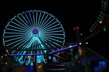 Santa Monica, Los Angeles, California - 17 Mayıs 2019: Santa Monica Pasifik Parkı manzarası