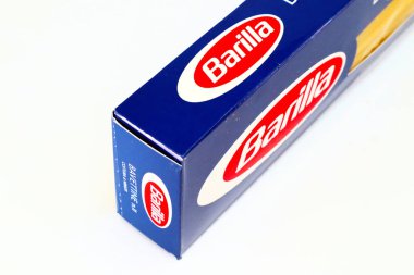 Pescara, İtalya 20 Aralık 2019: Pasta Barilla. Geleneksel İtalyan Yemekleri