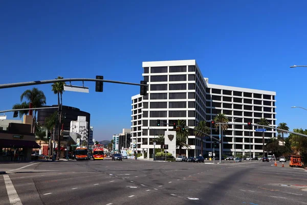 カリフォルニア州ビバリーヒルズ 2019年10月11日 ビバリーヒルズは サンビセンテ大通りとウィルシャー大通りの交差点に位置しています — ストック写真