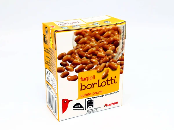 Pescara Італія Березня 2020 Borlotti Beans Spreded Auchan Supermarket Chain — стокове фото
