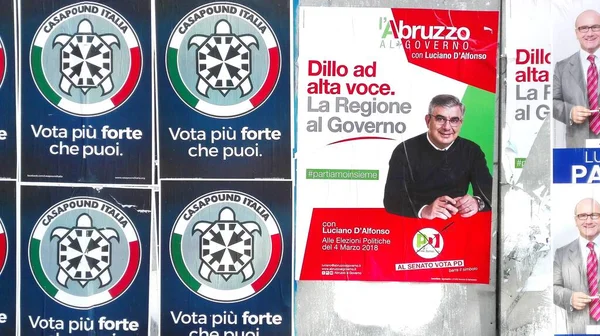 Pescara Italy March 2018 Election Wall Posters Italy Elecection March — стоковое фото