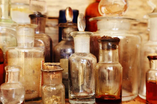 Антикварная Аптека Старинные Лекарства Бутылки — стоковое фото
