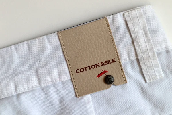 Roma Itália Setembro 2022 Etiqueta Uma Calça Cotton Silk Cotton — Fotografia de Stock