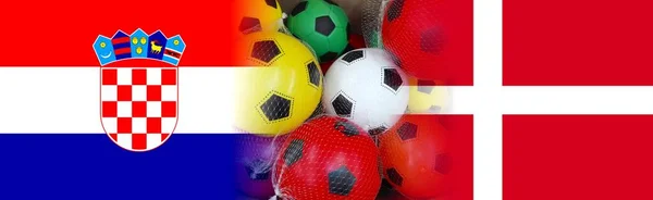 Kroatien Och Danmark Flaggor Med Färgglada Fotbollsbollar — Stockfoto