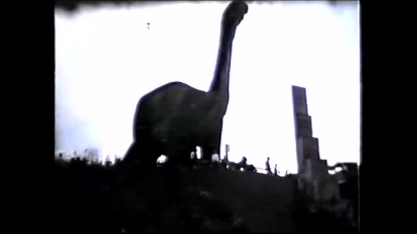 Dinosaure Parc Attractions Film Vintage Des Années 1970 8Mm — Video