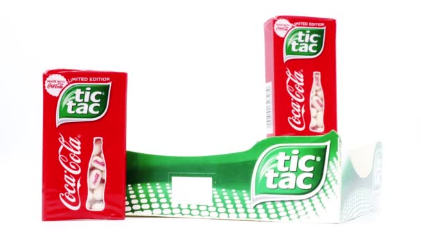 Пескара Італія Грудня 2019 Обмежене Видання Tic Tac Зроблене Coca — стокове відео