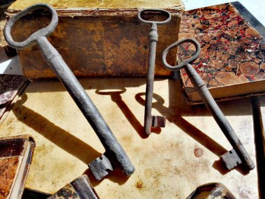 Orijinal Antika Eski Kitaplar ve Vintage KEYS, Deri ciltli ve Mermer Kağıt Kitap