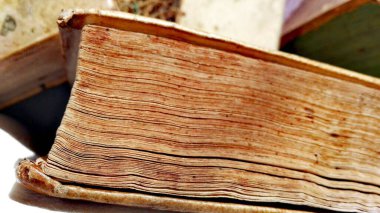Eski antika kitaplar, eğitim