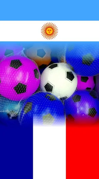 Флаги Франции Аргентины Разноцветными Футбольными Мячами — стоковое фото