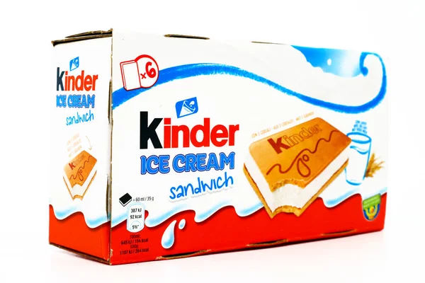 Pescara Itálie Května 2020 Kinder Sandwich Ice Cream Kinder Značka — Stock fotografie