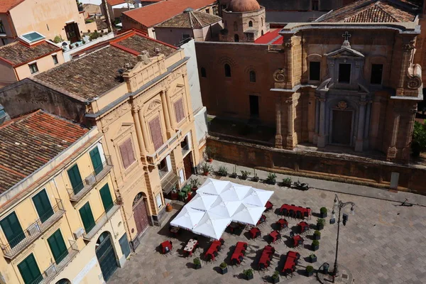 2022年7月1日 意大利西西里巴勒莫 巴勒莫大教堂的全景 — 图库照片