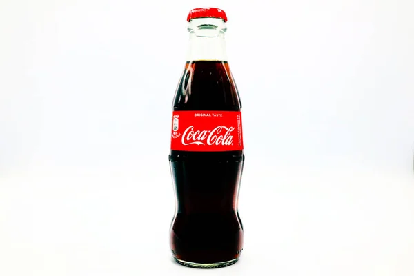 Pescara Italia Januari 2020 Coca Cola Original Taste Bottle Dalam — Stok Foto