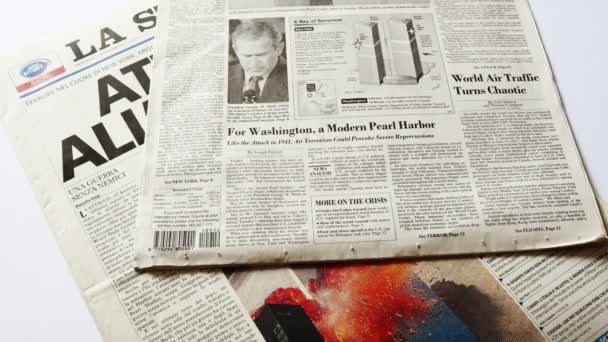 New York Usa Вересень 2001 International Newspapers Headlines 2001 Attack — стокове відео