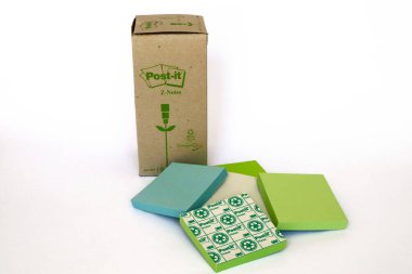 Post-it notları, 3M Company markası.