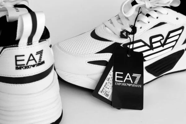 Ea7 Emporio Armani Sneakers Ea7 Ist Eine Italienische Luxusmodehausmarke Der — Stockfoto