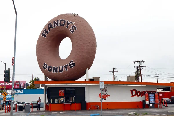 Inglewood Los Angeles Kaliforniya Abd Mayıs 2023 Randy Donuts Çatıda — Stok fotoğraf
